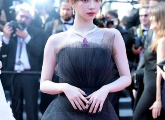 Penampilan Karina Aespa Disebut Paling Sempurna di Karpet Merah Cannes 2023 : Awak Media Begitu Memujinya